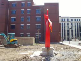 hj1723 不銹鋼雕塑—凌空之剪_青島國際服裝城不銹鋼雕塑、石雕、玻璃鋼雕塑_濱州宏景雕塑有限公司